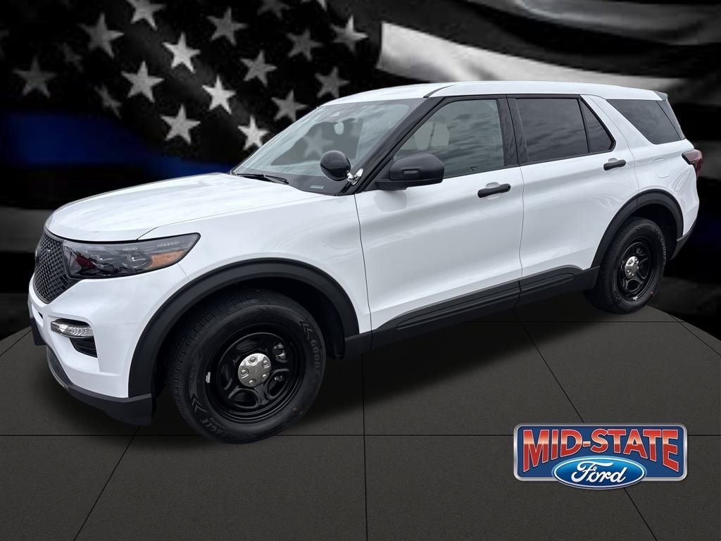 2025 Ford Police Interceptor Utility Base in Oxford White — front three-quarter view