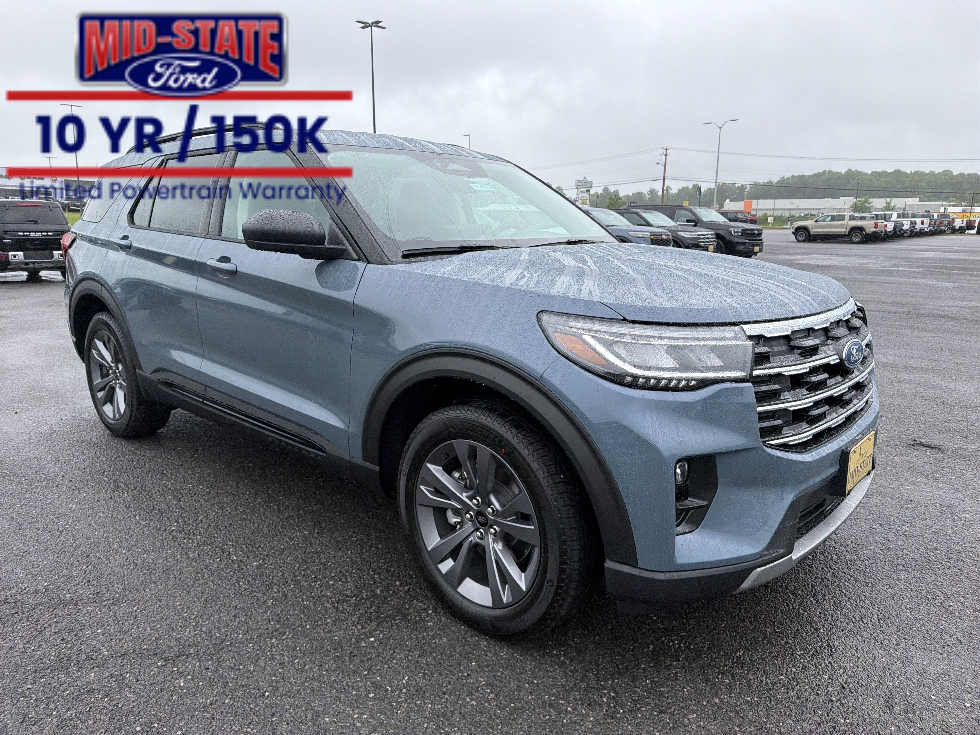 2026 Ford Explorer Active w/200A Pkg in Vapor Blue Metallic — front three-quarter view