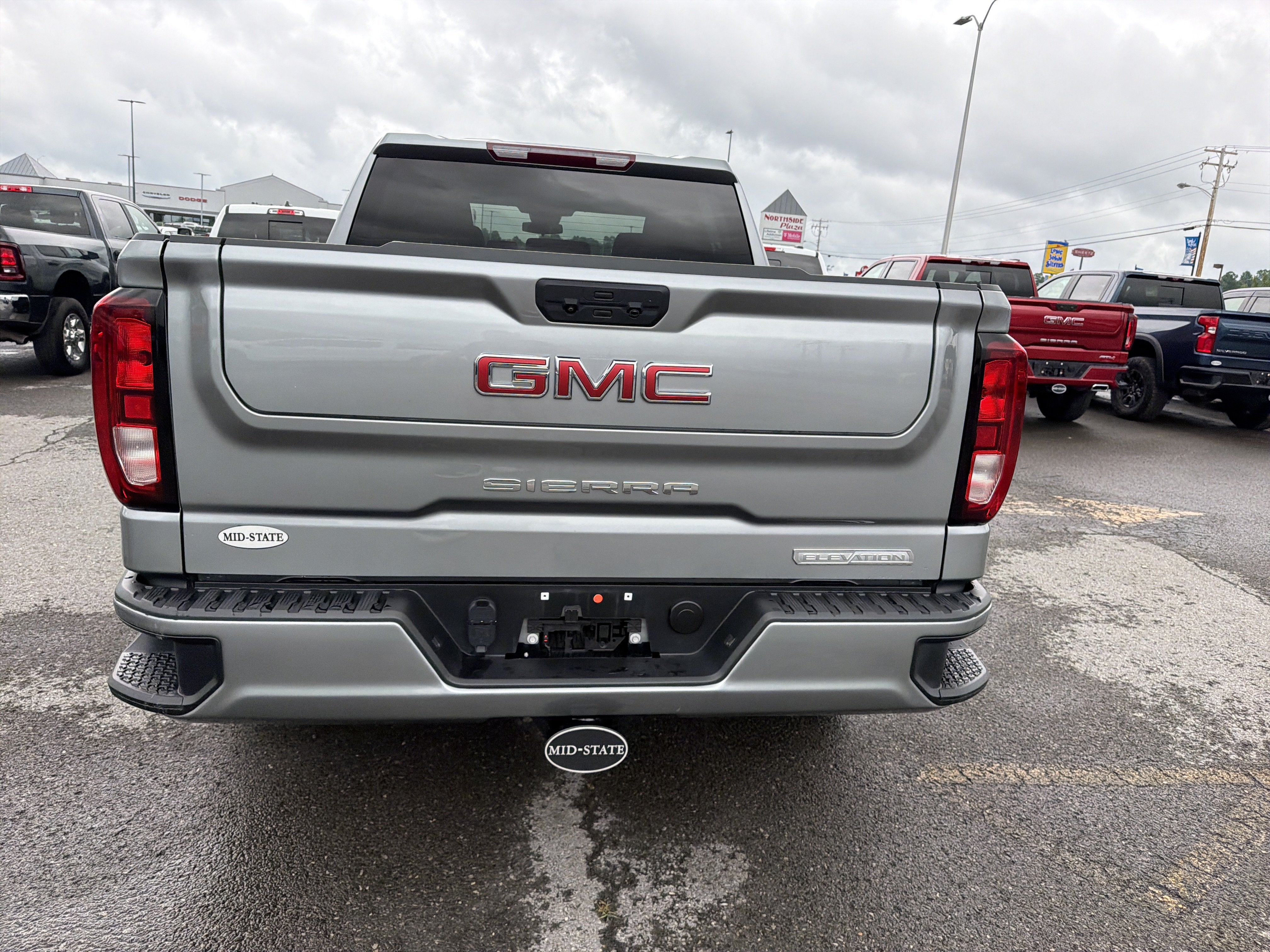 2024 GMC Sierra 1500 — detail view